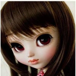 Meet your Posher, Beatriz